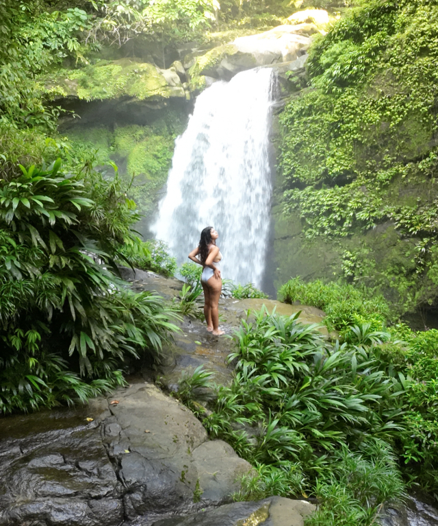 Hidden waterfall in the jungle of Bahía Honda, Bocas del Toro